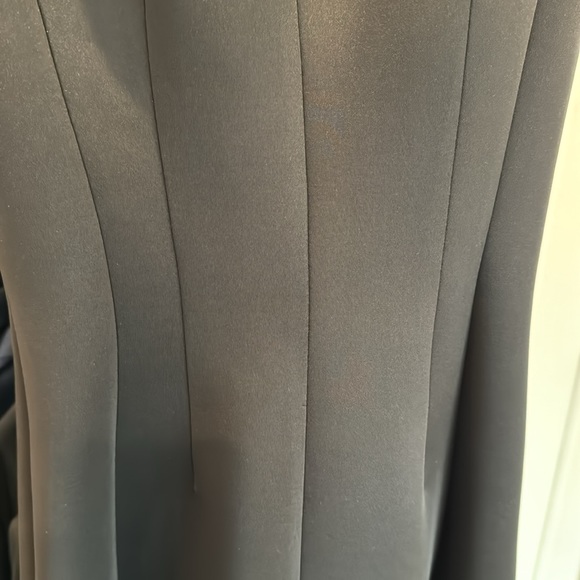 Perfect fitted black dress by Yigal Azrouel - Picture 5 of 7